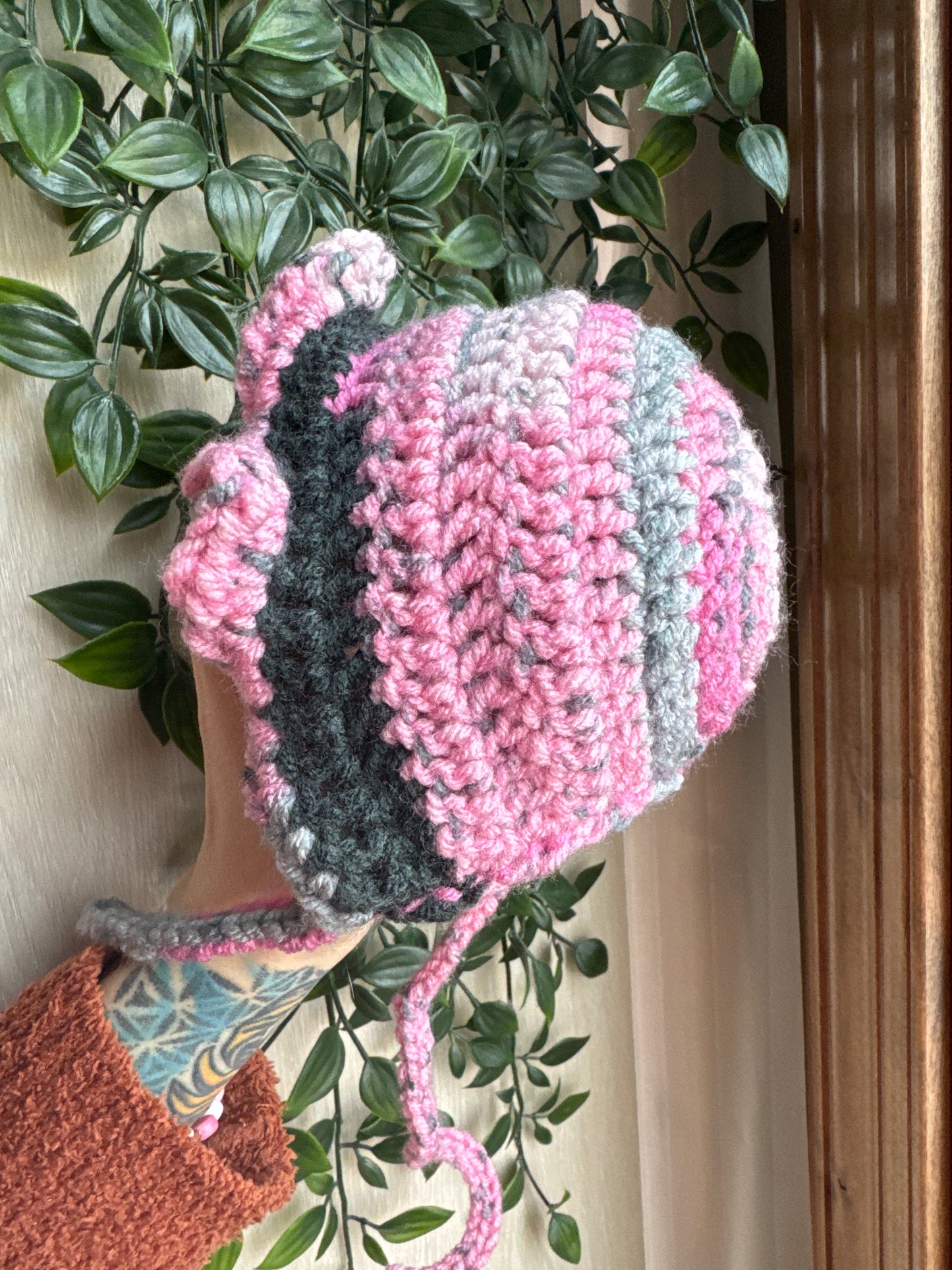 Heirloom Ruffle Bonnet | Crochet Baby/ Doll Hat